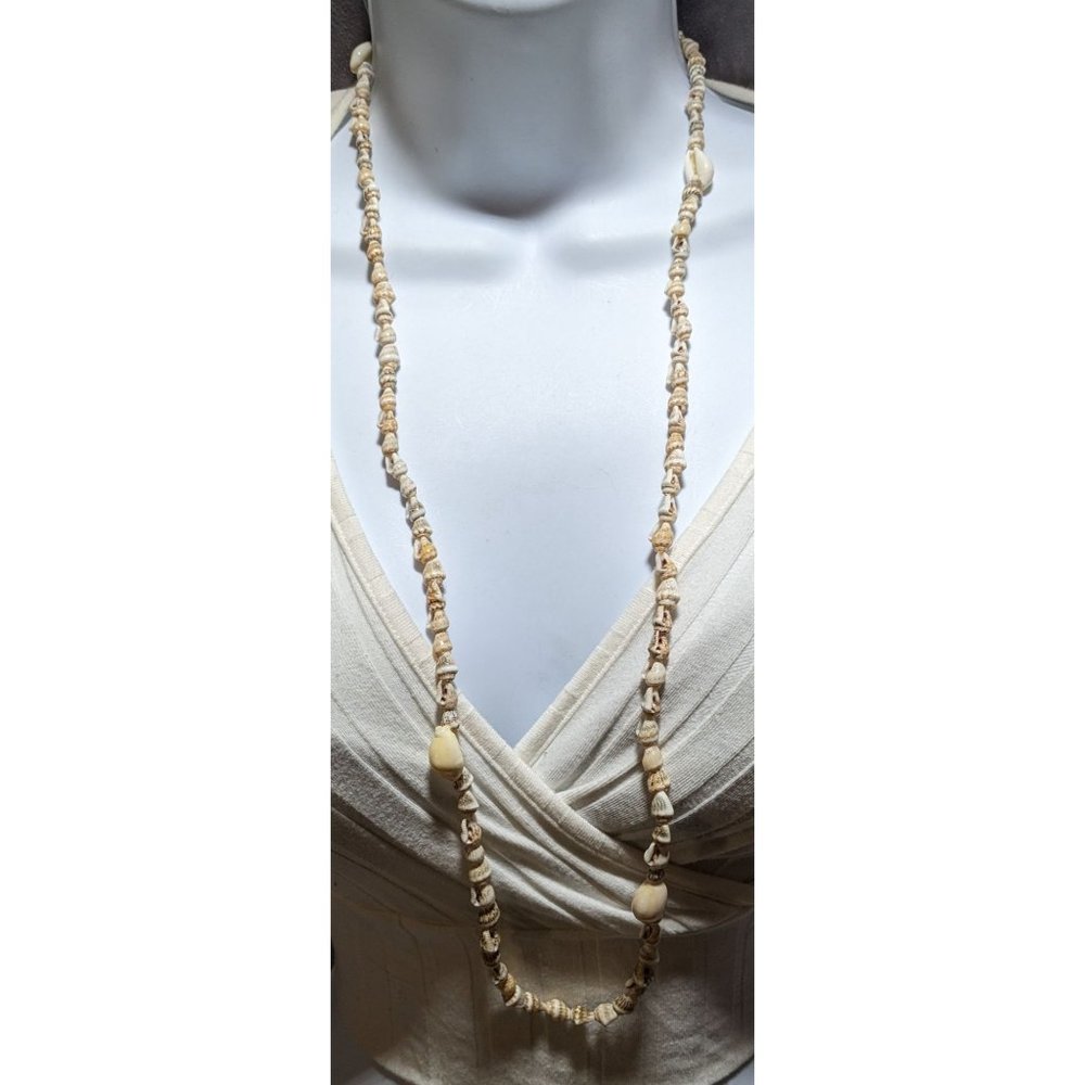 Hilo Hattie Natural Shell Necklace